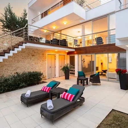 Villa Akrotiriou Deluxe Akrotírion