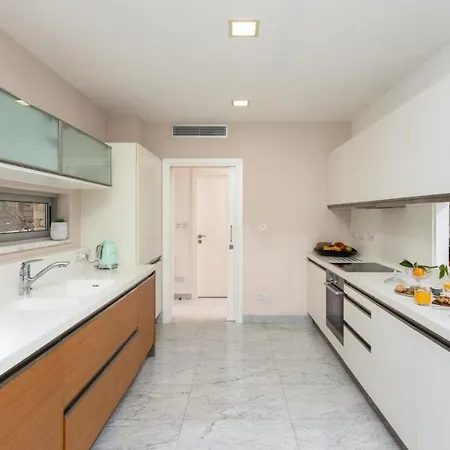 Villa Akrotiriou Deluxe