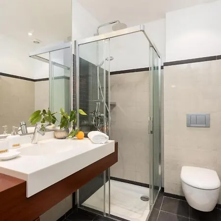 Villa Akrotiriou Deluxe *