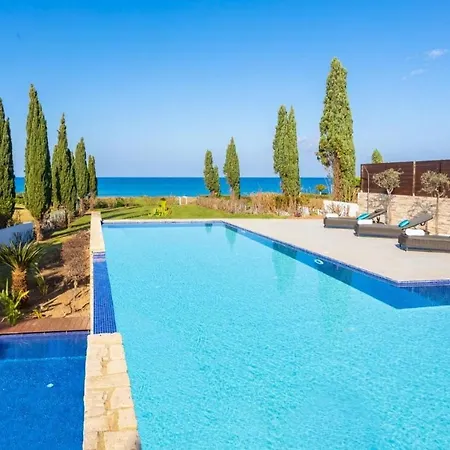Akrotiriou Deluxe Villa Akrotiri (Santorini)